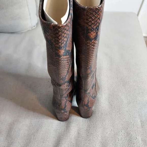 INC Paiton Block Heel knee-high boots - Picture 10 of 13